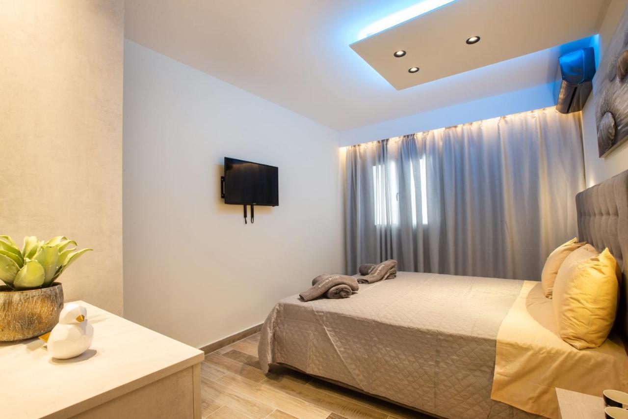 Black Rocks Family, Luxury Seafront Beach Maisonette Агиос Гордиос Екстериор снимка