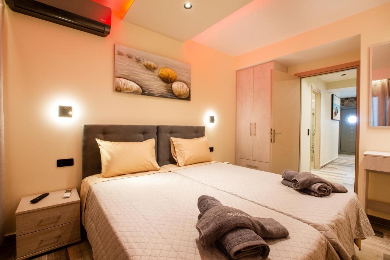 Black Rocks Family, Luxury Seafront Beach Maisonette Агиос Гордиос Екстериор снимка