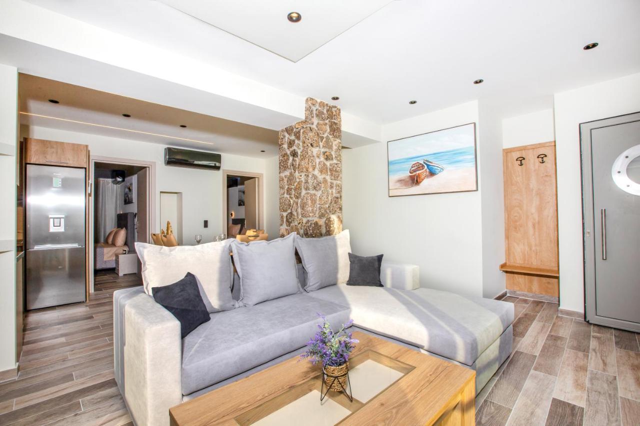 Black Rocks Family, Luxury Seafront Beach Maisonette Агиос Гордиос Екстериор снимка